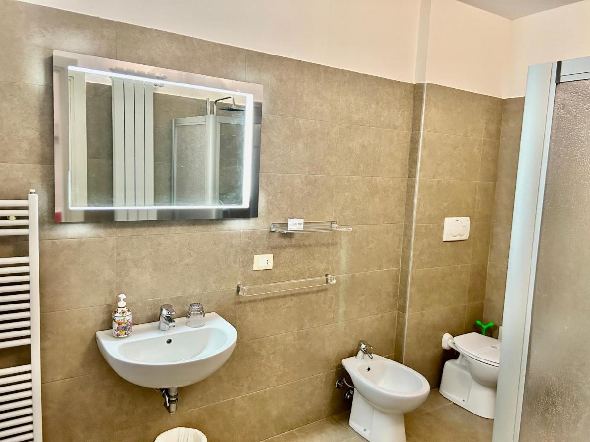 Artelago Silver Panoramic Lake View Μπαβένο Εξωτερικό φωτογραφία